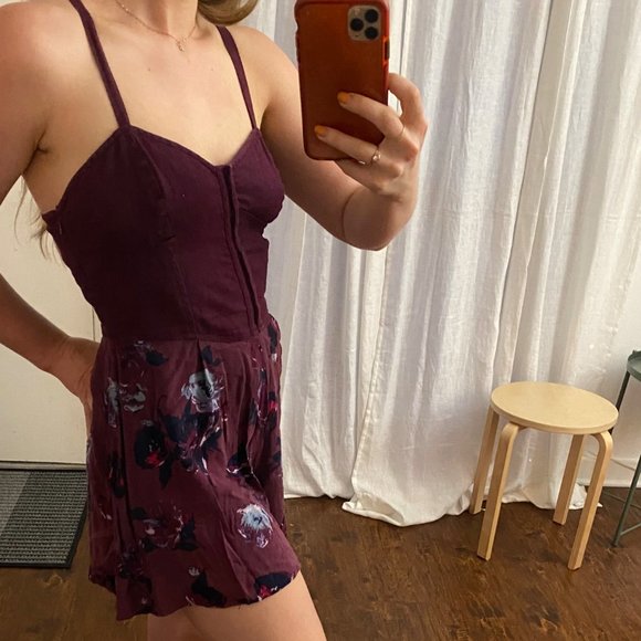 Free People Playsuit Romper Plum/Floral Sz 2 - Picture 2 of 4